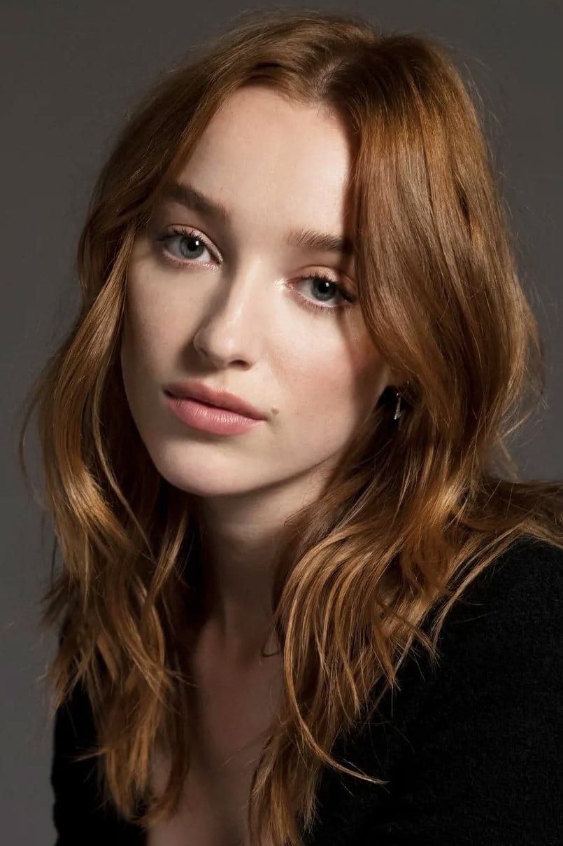Phoebe Dynevor